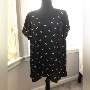 Torrid black and pink bow blouse. Size1